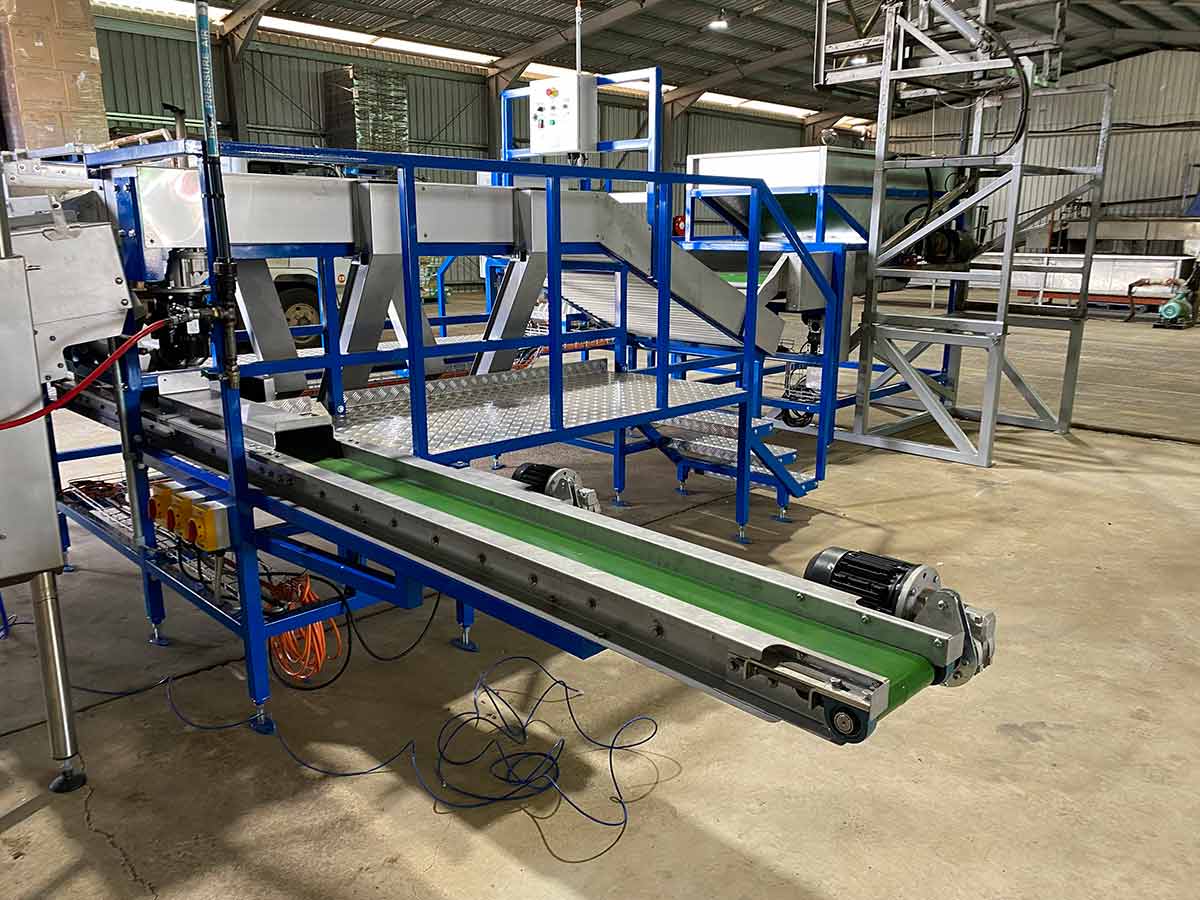 how custom conveyors improve efficiency